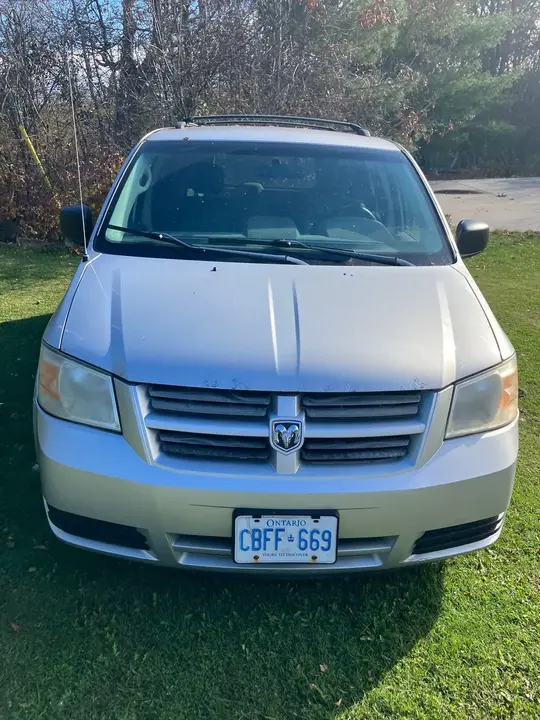Dodge Grand Caravan 2009 photo 2