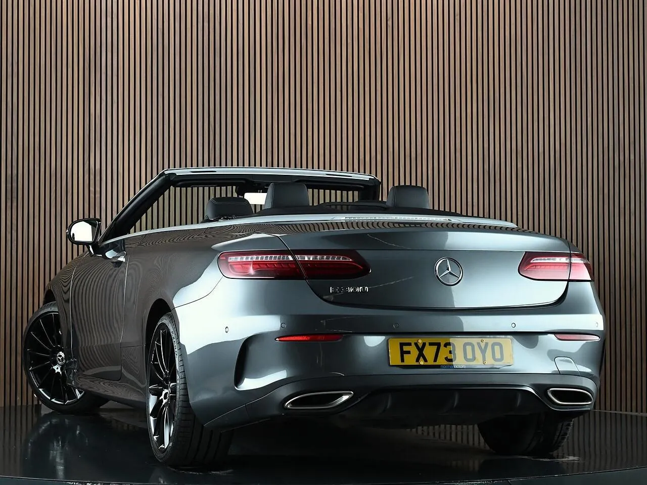 Mercedes-Benz E-Class 2023 photo 2