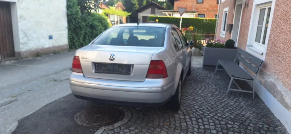 Volkswagen Bora 2004 photo 3