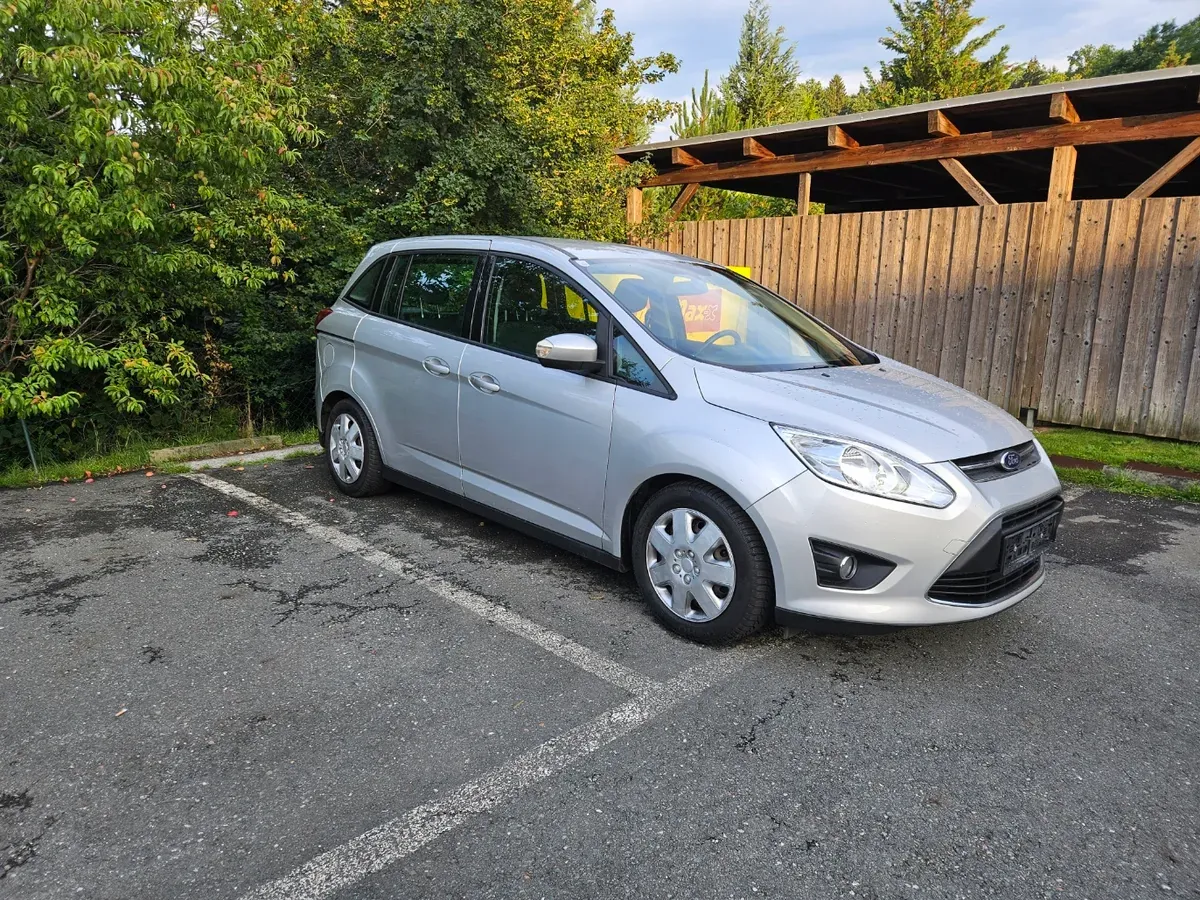 Ford C-Max 2012 photo 2