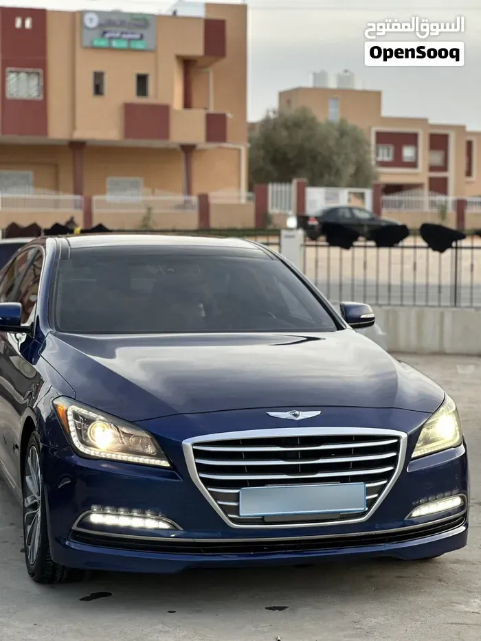 Genesis G80 2016 photo 2