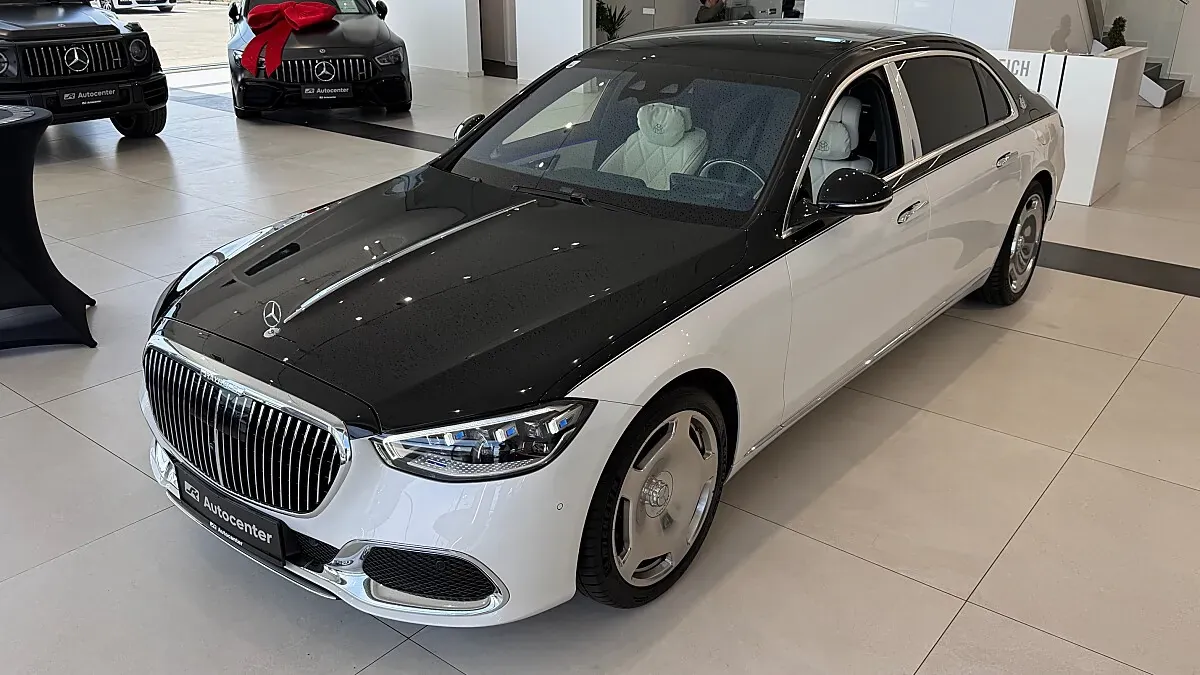 Mercedes-Benz S-Class 2024 photo 2