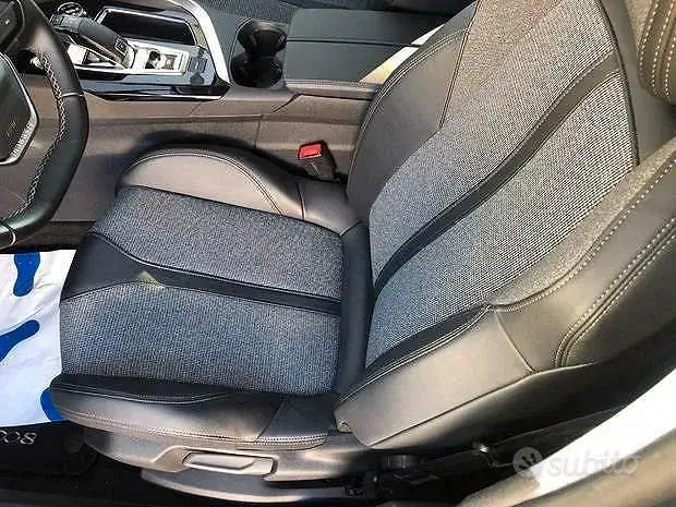 Peugeot 3008 2018 photo 2