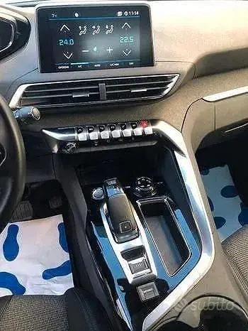 Peugeot 3008 2018 photo 3