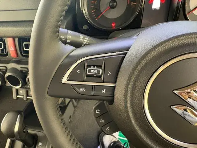 Suzuki Jimny 2026 photo 3