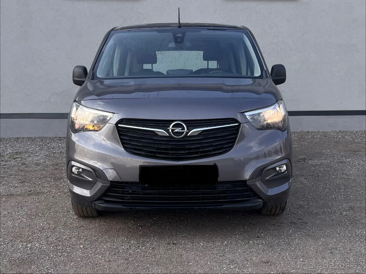 Opel Combo 2022 photo 2