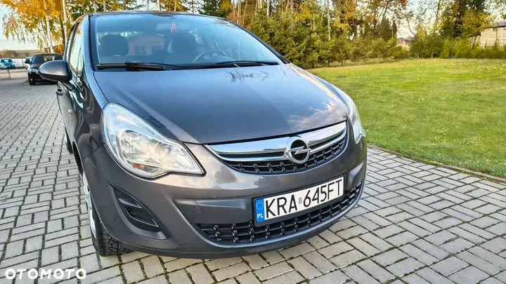 Opel Corsa 2012 photo 2