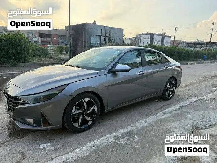 Hyundai Elantra 2023 photo 3