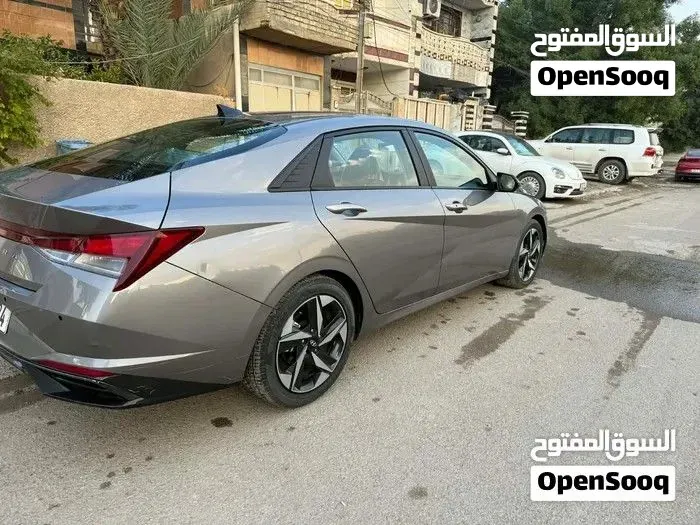Hyundai Elantra 2023 photo 4