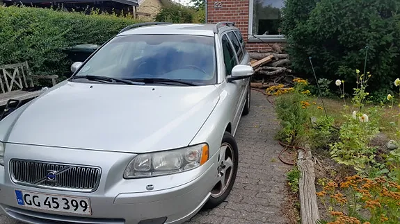 Volvo V70 2007 photo 2