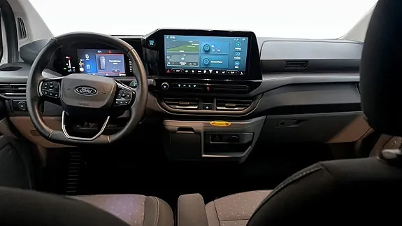 Ford Custom Tourneo 2024 photo 4