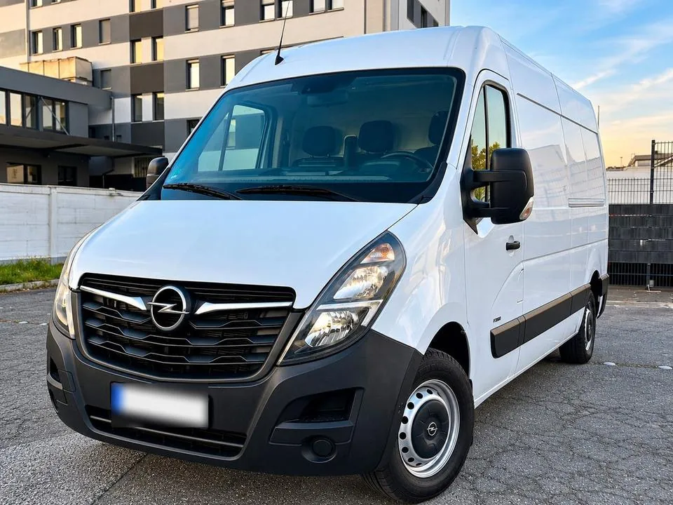 Opel Movano