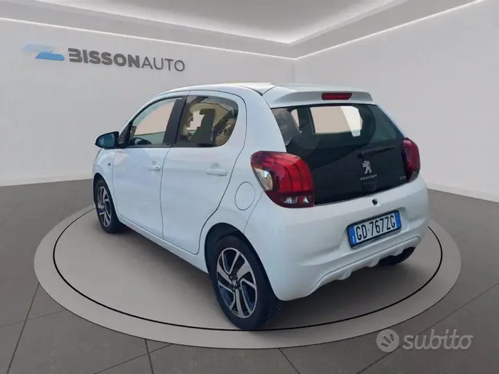 Peugeot 108 2021 photo 3