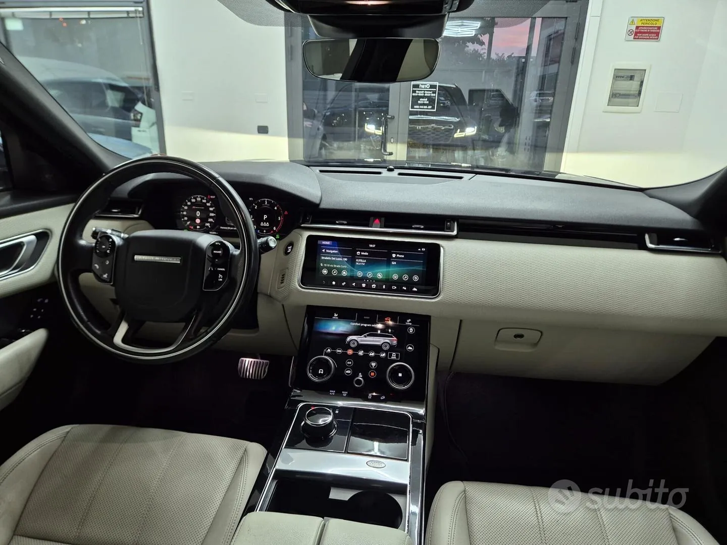 Land Rover Range Rover Velar 2019 photo 2