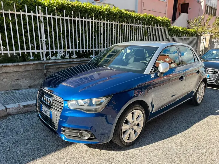Audi A1 2012 photo 2
