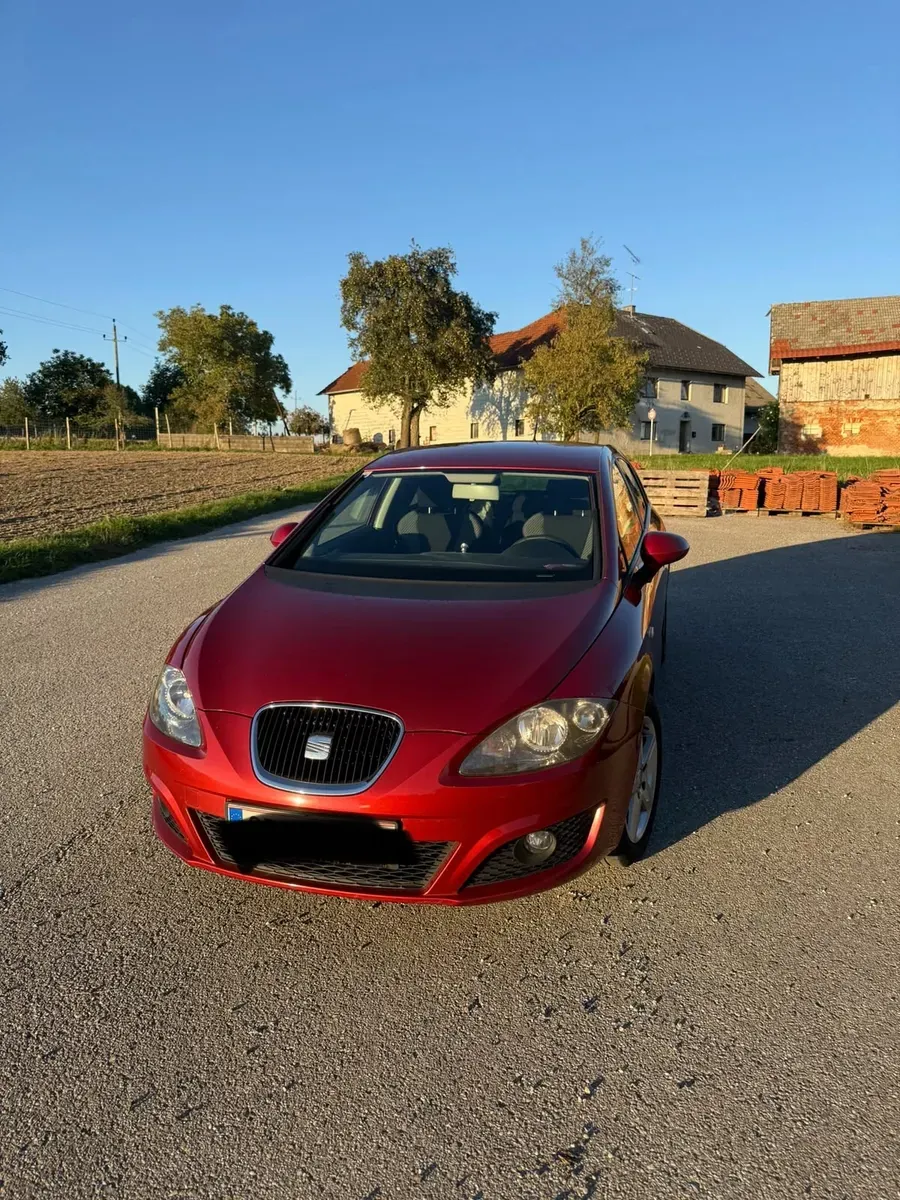 Seat Leon 2009 photo 2
