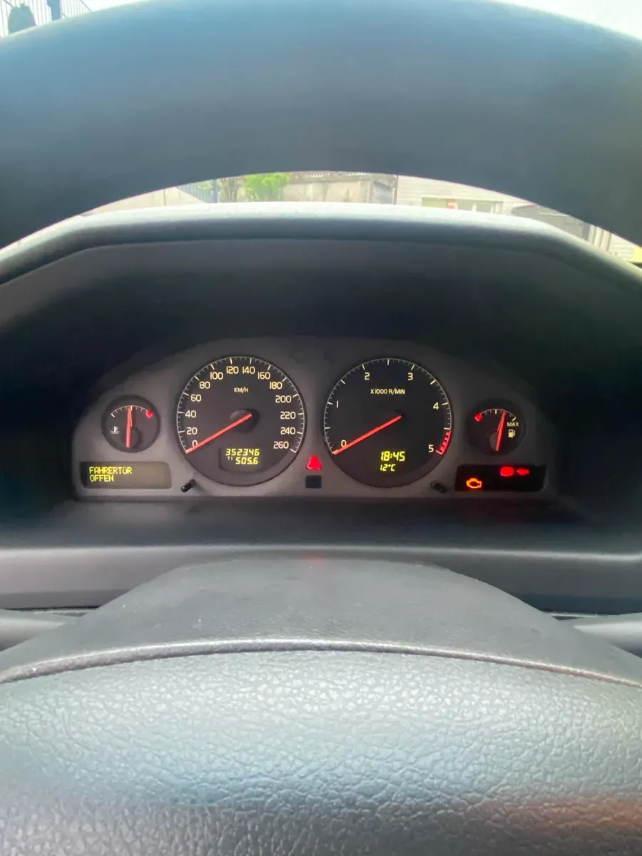 Volvo V70 2002 photo 3