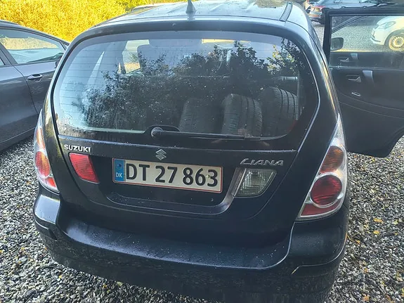 Suzuki Liana 2009 photo 5