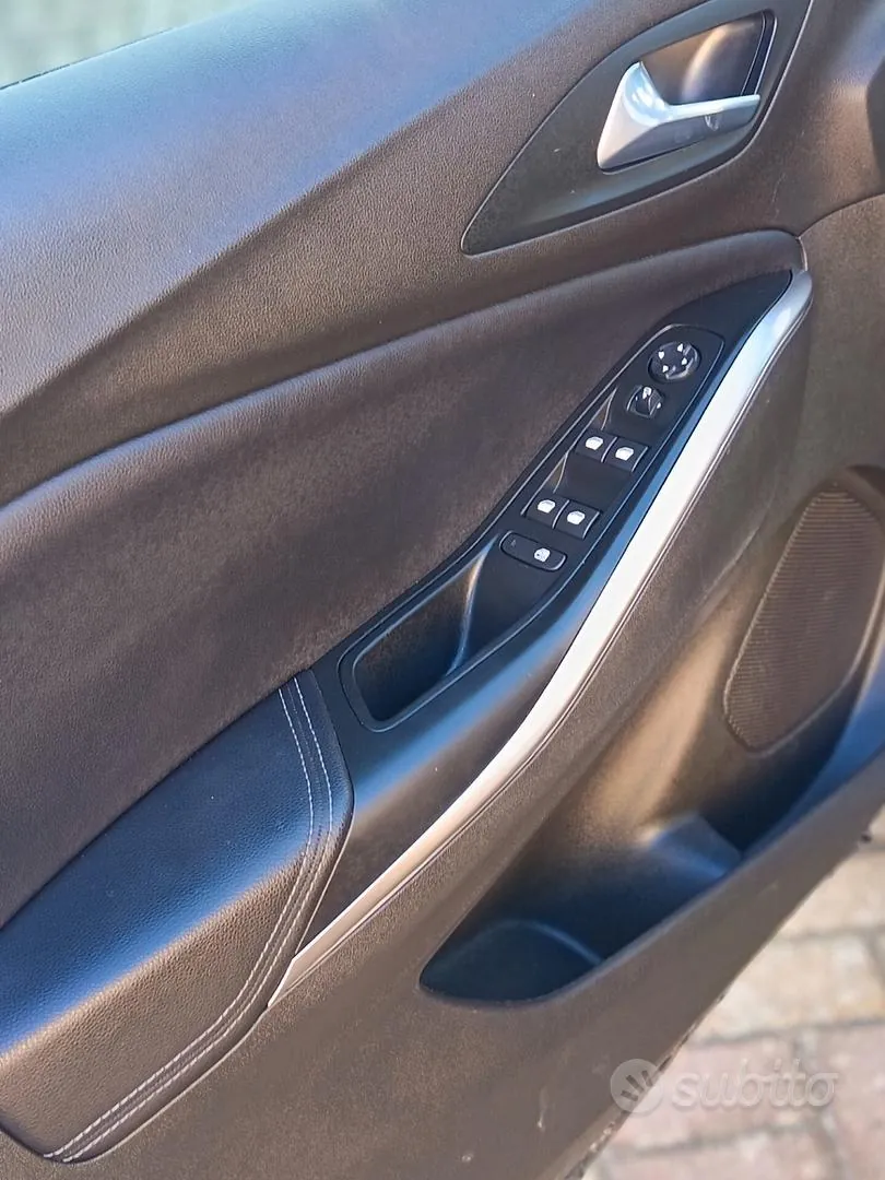 Opel Grandland 2022 photo 3