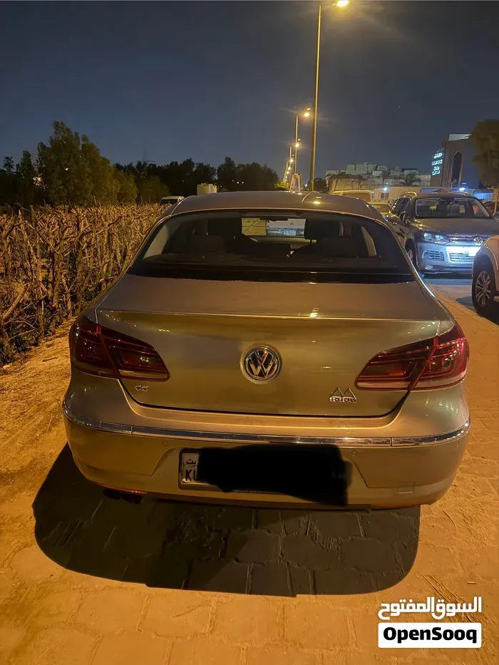 Volkswagen Passat 2012 photo 4
