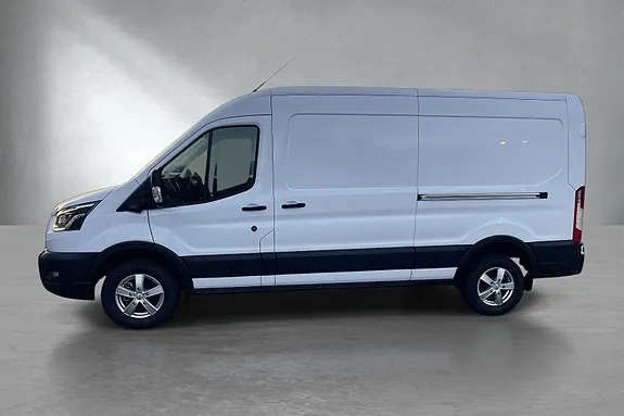 Ford Transit 2025 photo 3