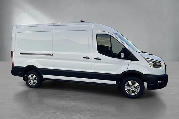 Ford Transit 2025 photo 4