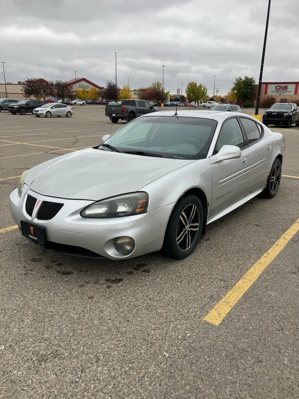 Pontiac Grand Prix 2004 photo 4