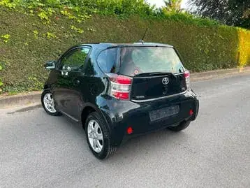Toyota Iq 2009 photo 4