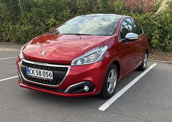 Peugeot 208 2019 photo 3