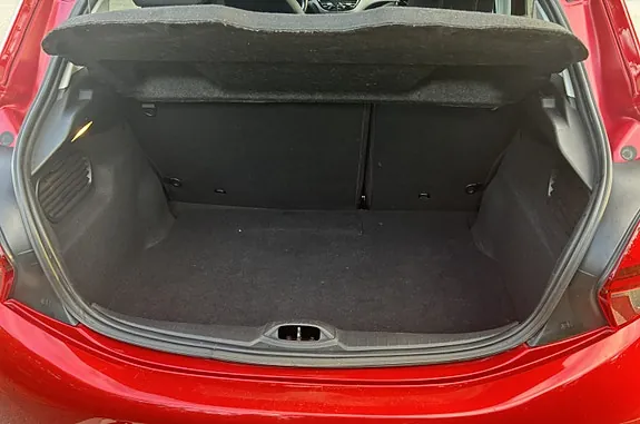 Peugeot 208 2019 photo 5