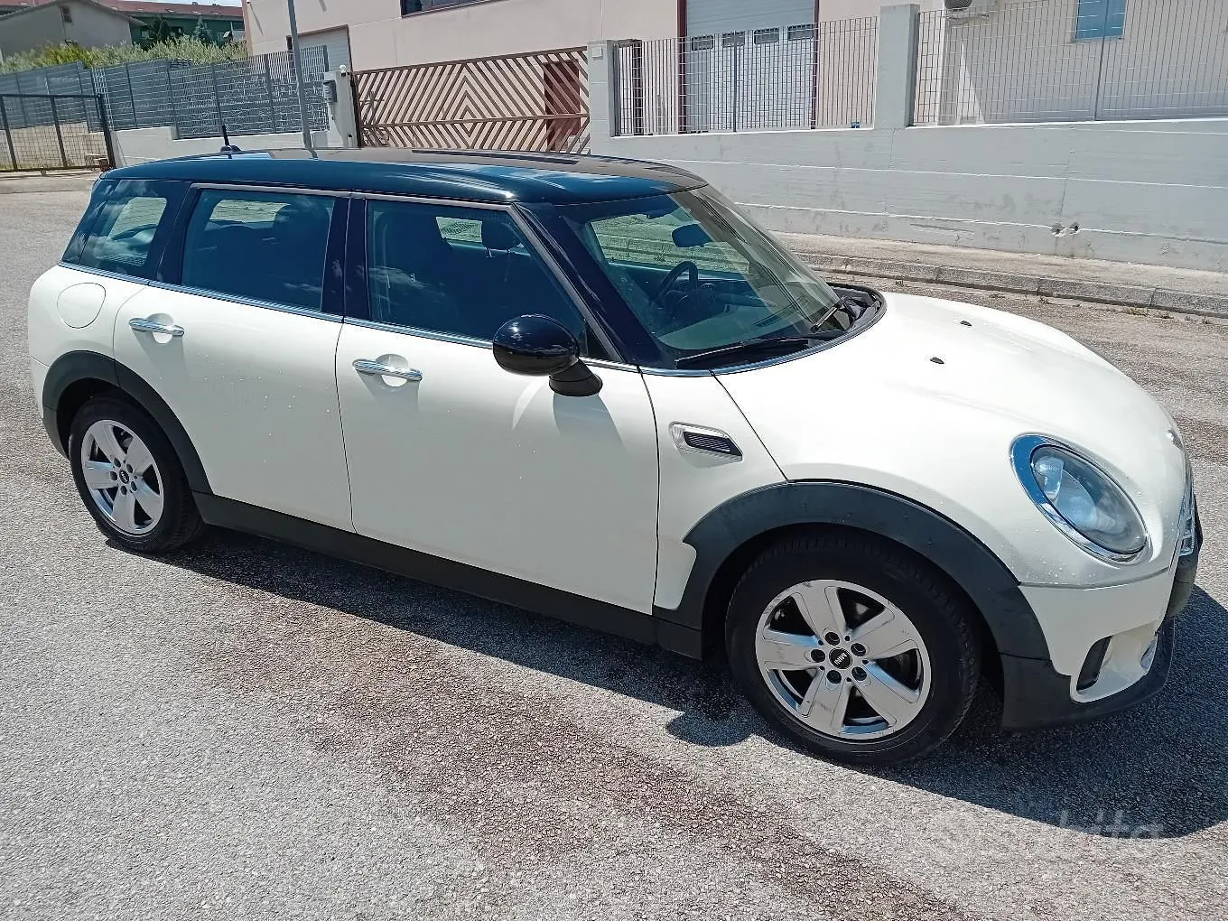 Mini Mini Clubman 2016 photo 4