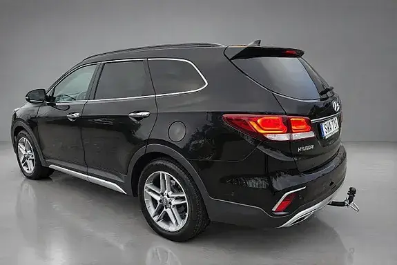 Hyundai Grand Santa Fe 2017 photo 5