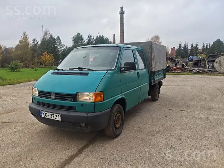 Volkswagen Transporter T4 1996 photo 2