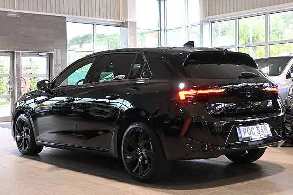 Opel Astra 2023 photo 3