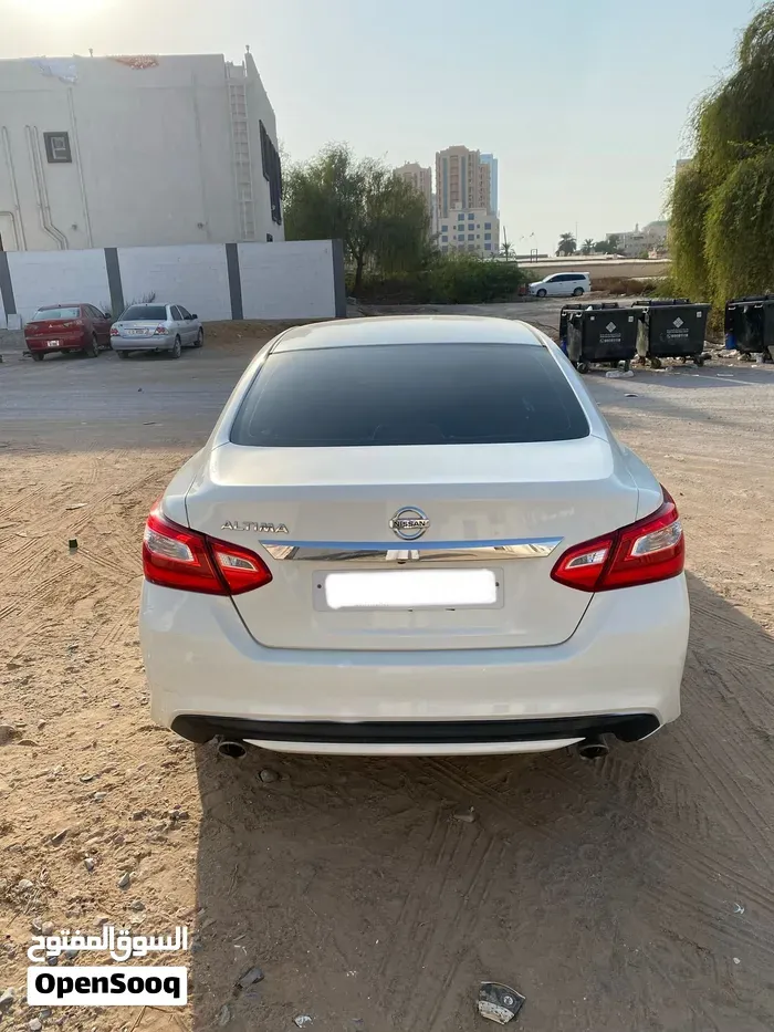 Nissan Altima 2016 photo 2