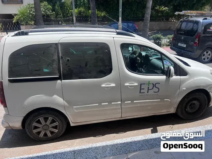 Peugeot Partner 2018 photo 3
