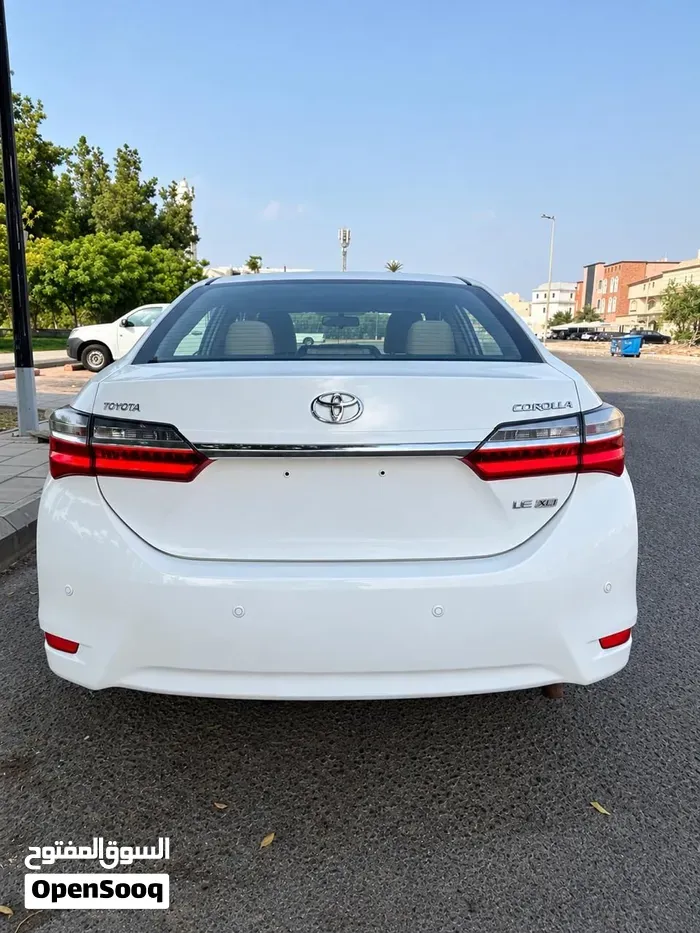 Toyota Corolla 2018 photo 2