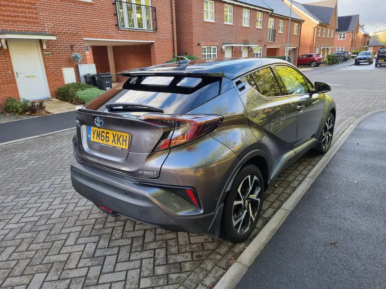 Toyota C-Hr 2017 photo 4