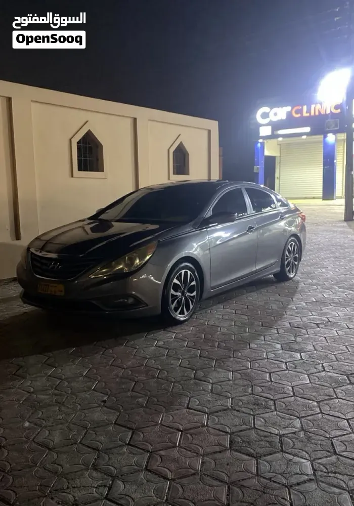 Hyundai Sonata 2011 photo 2