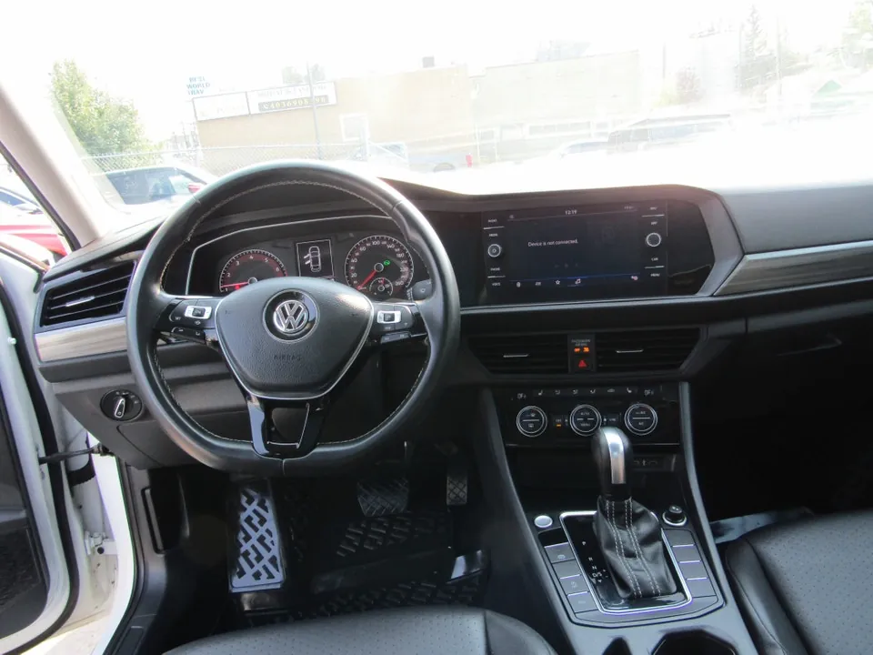 Volkswagen Jetta 2021 photo 2
