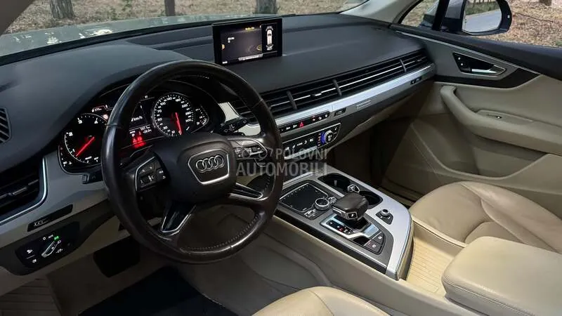 Audi Q7 2015 photo 5
