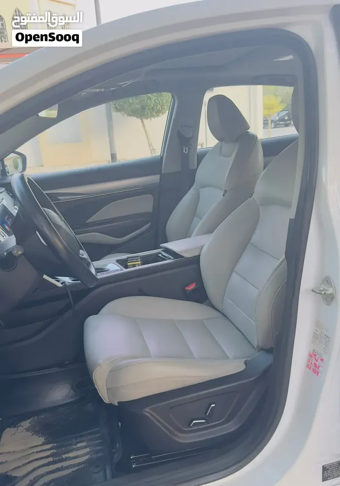 Geely Binray 2022 photo 4