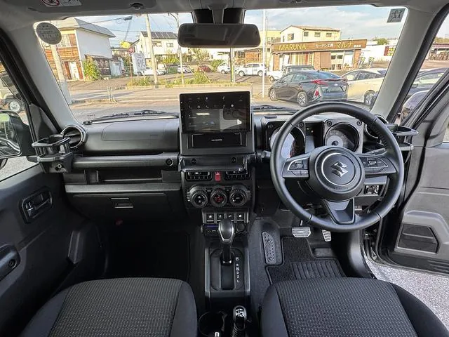 Suzuki Jimny 2024 photo 2