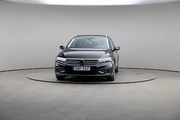 Volkswagen Passat 2021 photo 3