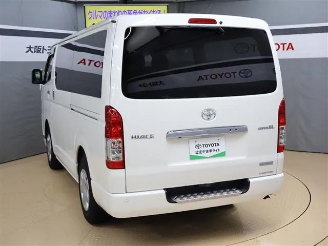 Toyota Hiace 2020 photo 4