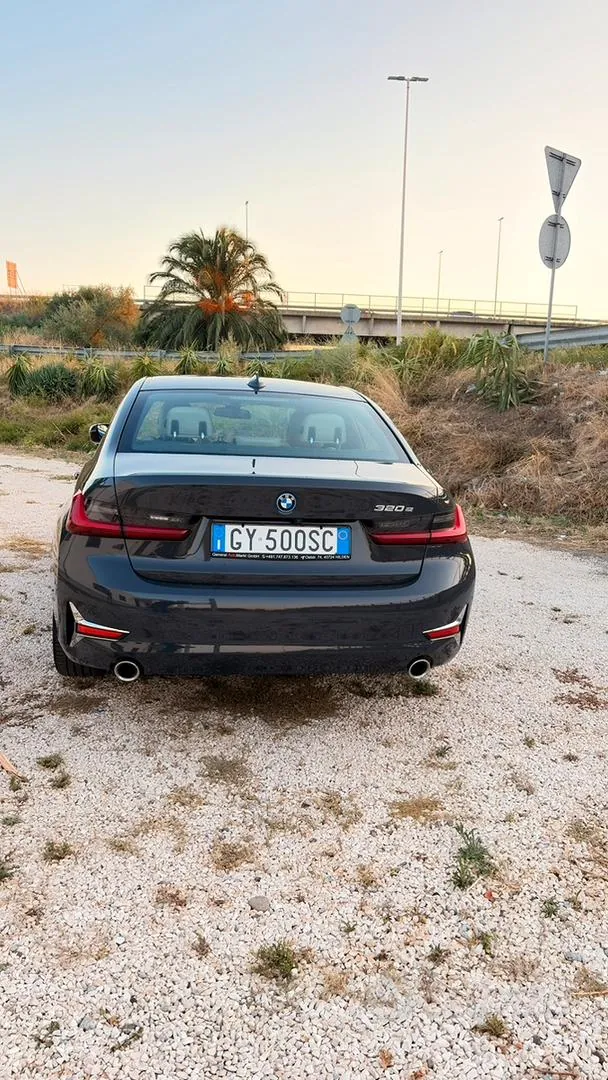 BMW 320E 2025 photo 4