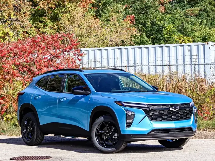 Chevrolet Trax 2026 photo 2