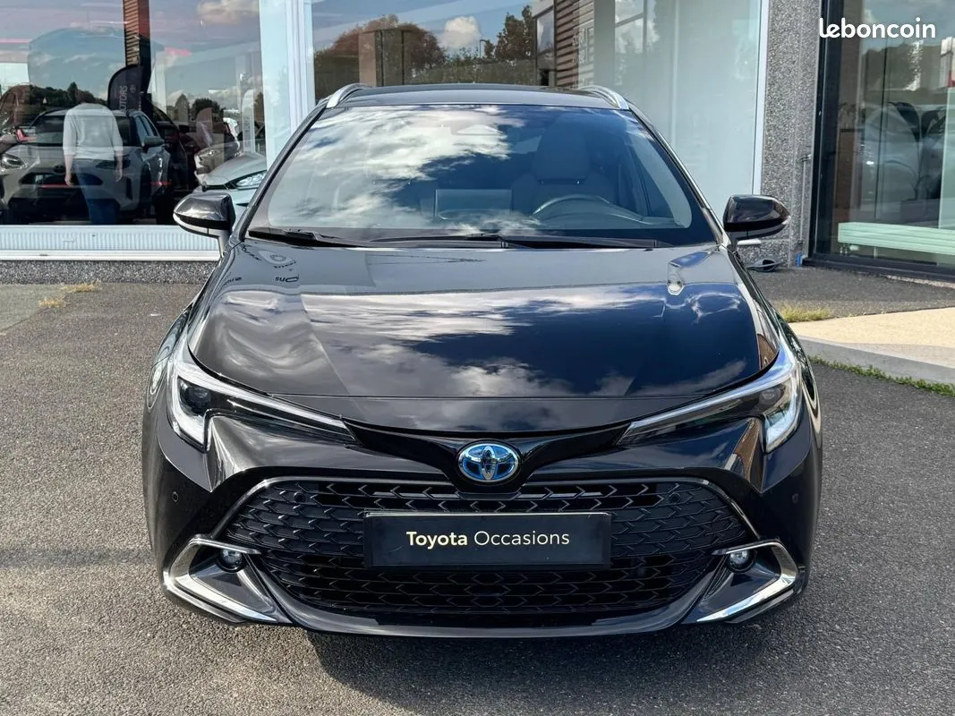 Toyota Corolla 2025 photo 2