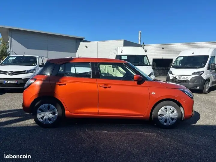 Suzuki Swift 2024 photo 4