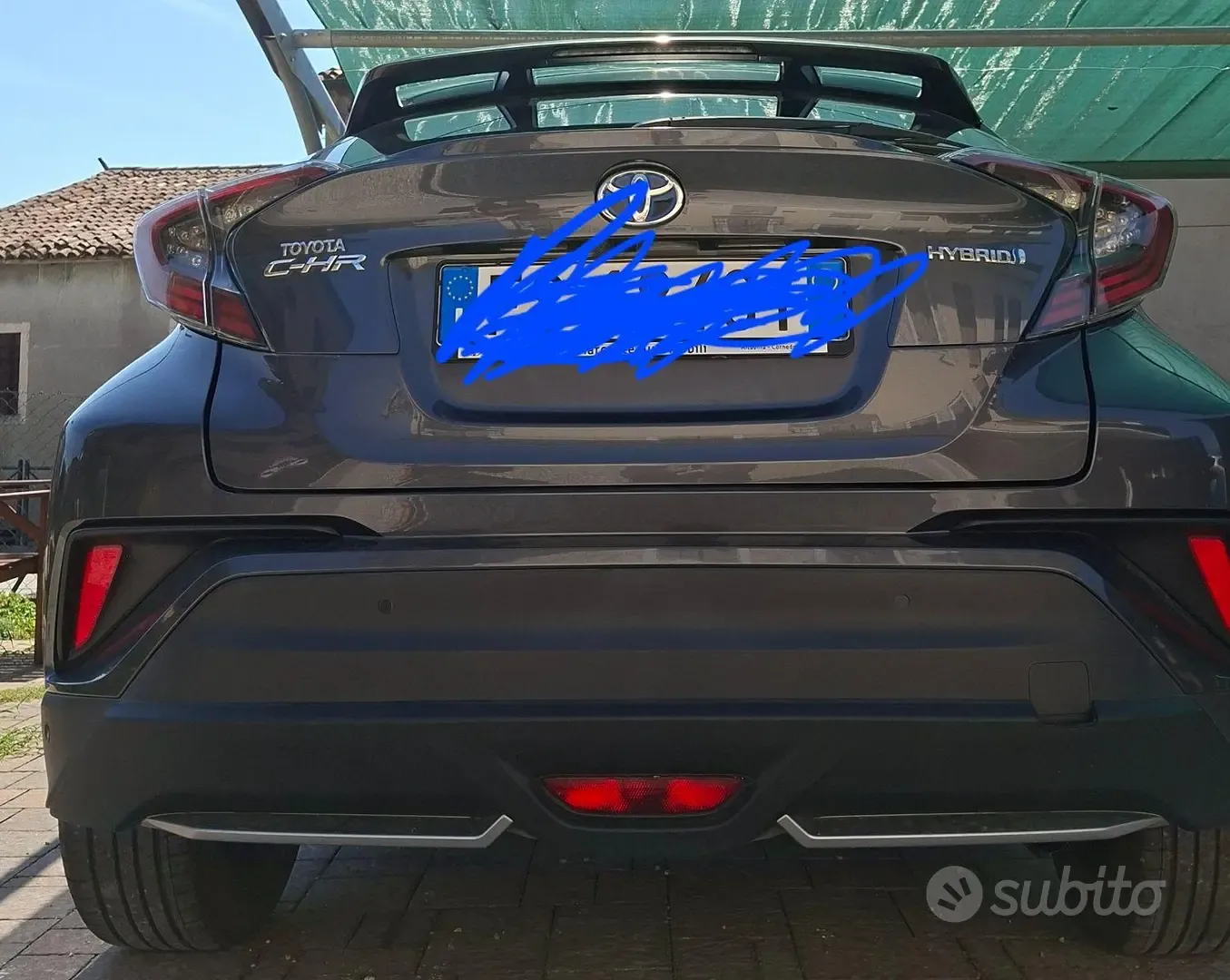 Toyota C-Hr 2018 photo 2
